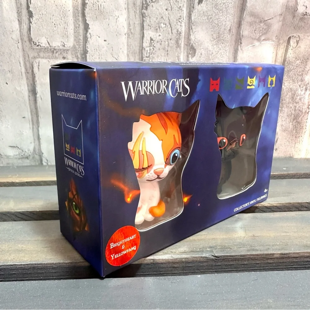 NEW Warrior Cats Figures The Prophecies Begin Series Brightheart And Yellowfang